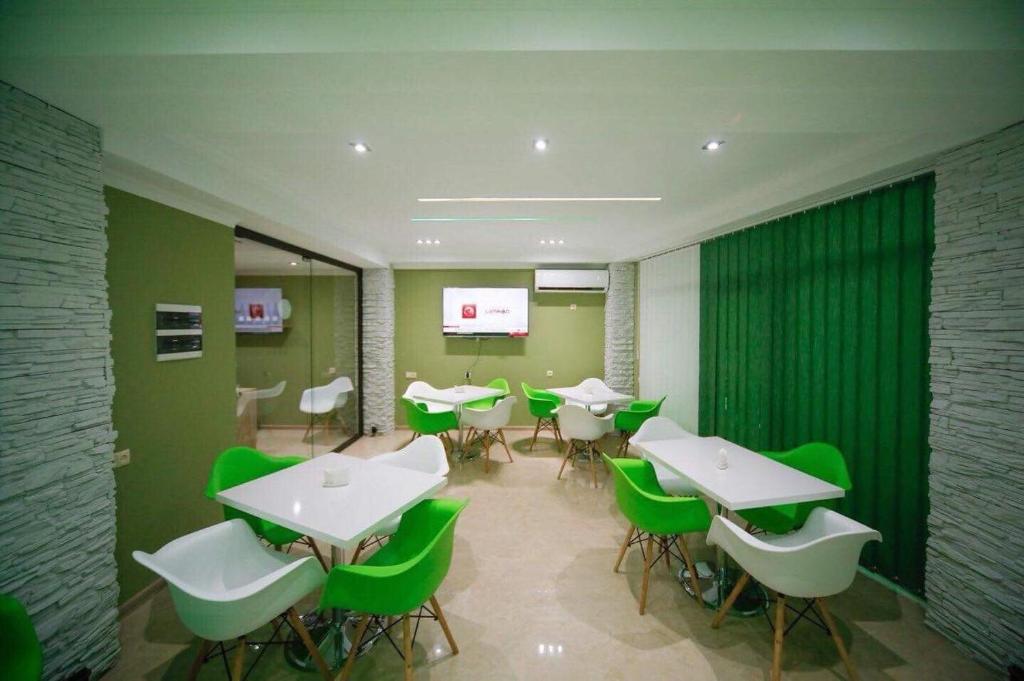 Green House room 5
